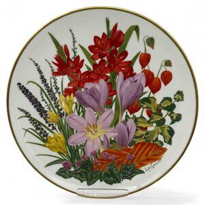 Franklin Porcelain Flowers Of The Year Plate November 1978 Fine Bone China Gold